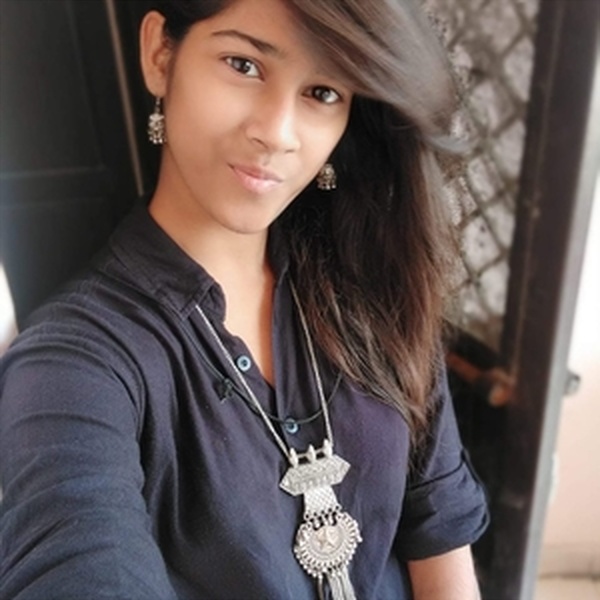 Megha - Art And Design teacher - New Delhi