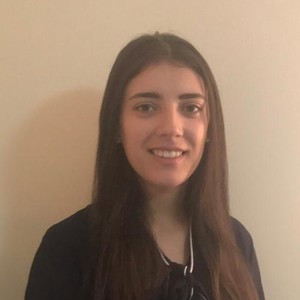 Elora - French speaking tutor - Richmond