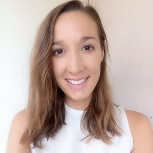 Naomi - Profe de inglés - Donostia