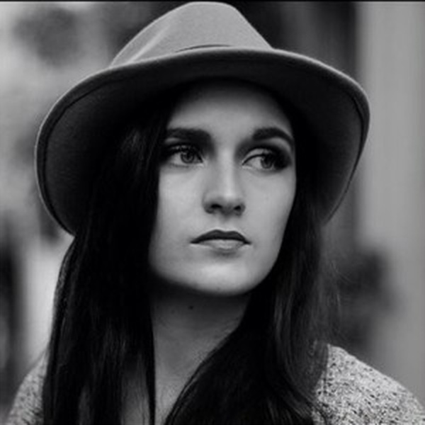 Claire - Prof d'aide aux devoirs - Paris