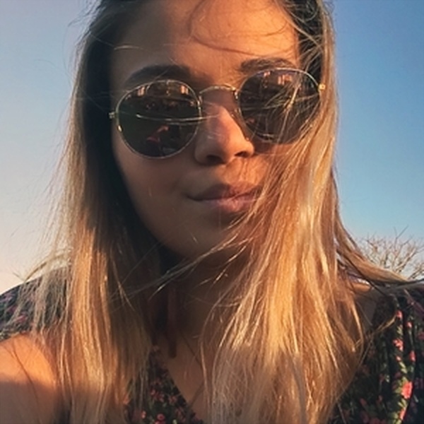 Emanuelle - Professor de Fisiologia - Porto Alegre