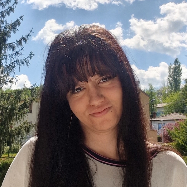 Ilhem - Prof d'espagnol - Saint-Étienne