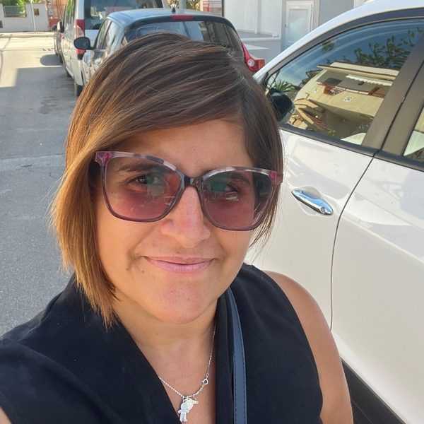 Ilaria - Insegnante di aiuto compiti - Milano
