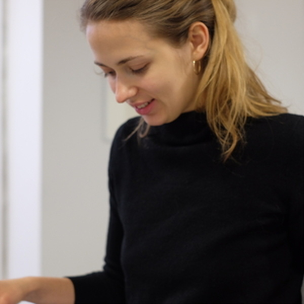Camille - Prof de Design - Paris 11e