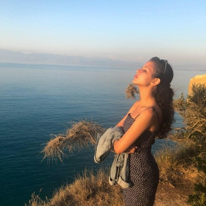 Najoua - Prof de compréhension écrite - italien - Charleroi