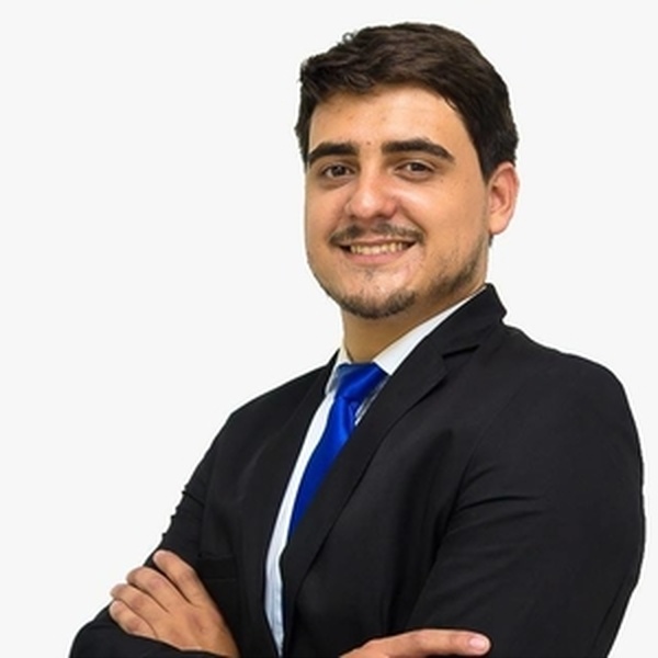 Gustavo - Professor de Linguagens de Programação - Tirol