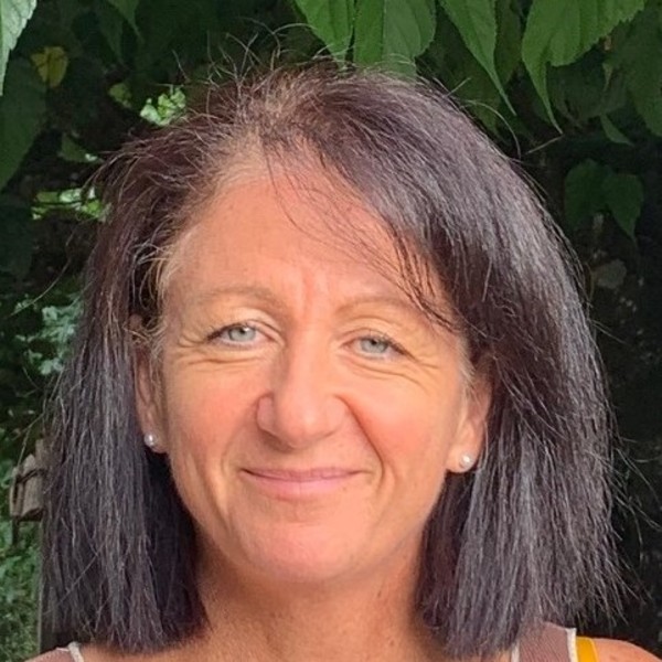 Stéphanie - Prof d'anglais - Saint-Julien-de-Raz