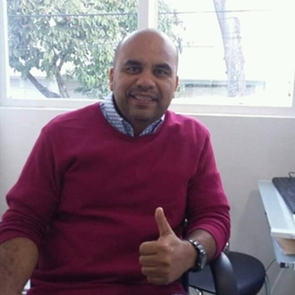 Oswaldo - profesor de orientación profesional - Girón