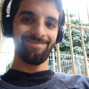 Roman - Professor de inglês - Laranjeiras