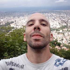 Giancarlo - Profesor de física - San Miguel de Tucumán