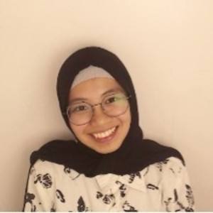 Naflah - Guru matematika - Jakarta