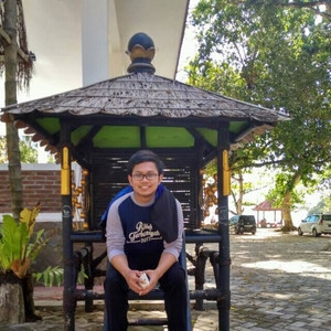 AhmadYaniy - Guru photoshop - Malang