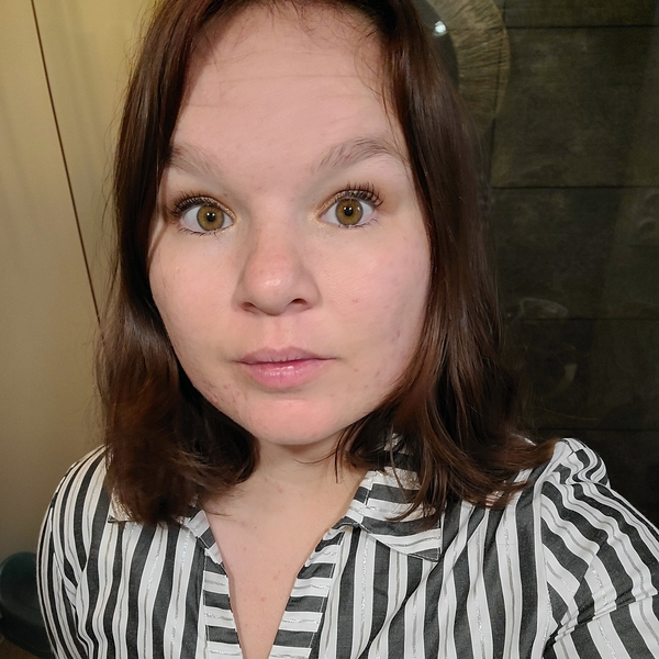 Chloé - Prof de français - Estoublon