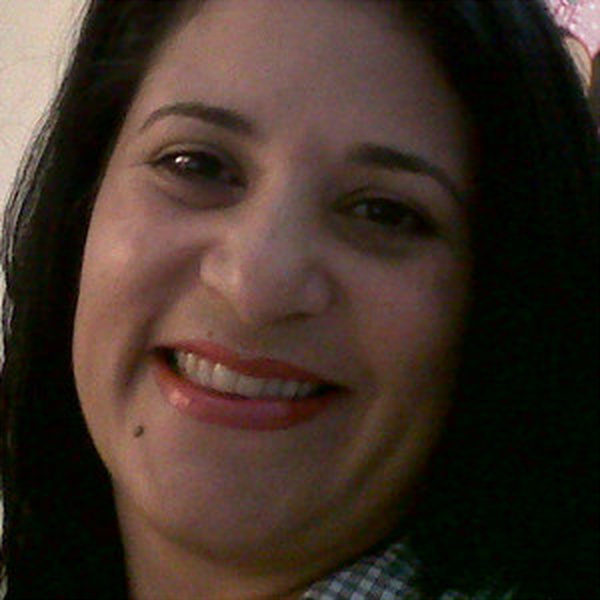 Fannys Elena - Profesor de administración y organización - Santiago