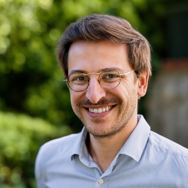 Adrien - Prof de lecture - Paris