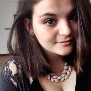 Joella - Prof d'anglais - Mons