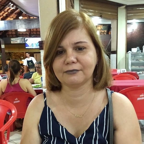 Estela - Professor de inglês - Campos dos Goytacazes