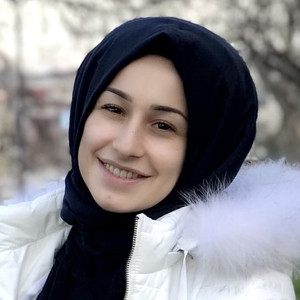 Elif - Matematik öğretmeni - Bursa