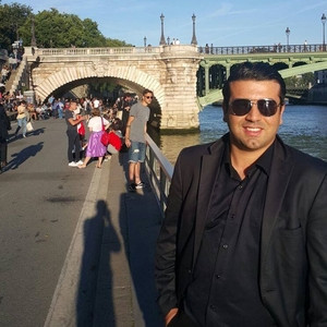 Hatem - Prof d'initiation informatique - Paris