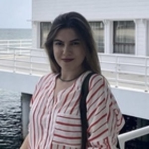 Aysima - Fen ve teknoloji öğretmeni - Aydın