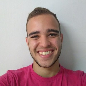 Pedro - Professor de matemática - Recife