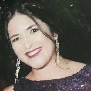 Leticia - Professor de língua portuguesa e literatura - Assis (São Paulo)