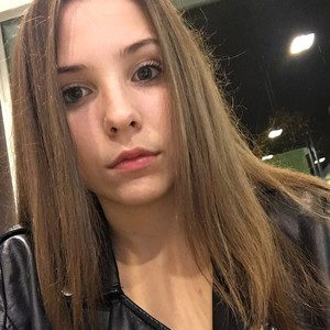 Giuliana - Insegnante di ripetizioni - Vermezzo