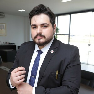 Osvaldo - Professor de história - Rio Branco