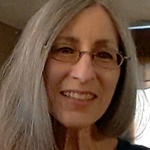 Lisa - Embroidery tutor - Cleveland