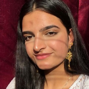 Iqra - profesor de biología - Valencia