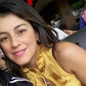 Maria - Spanish tutor - Regina