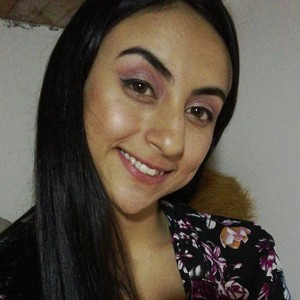 Laura Natalia - Profe de cosmetología - Bogotá