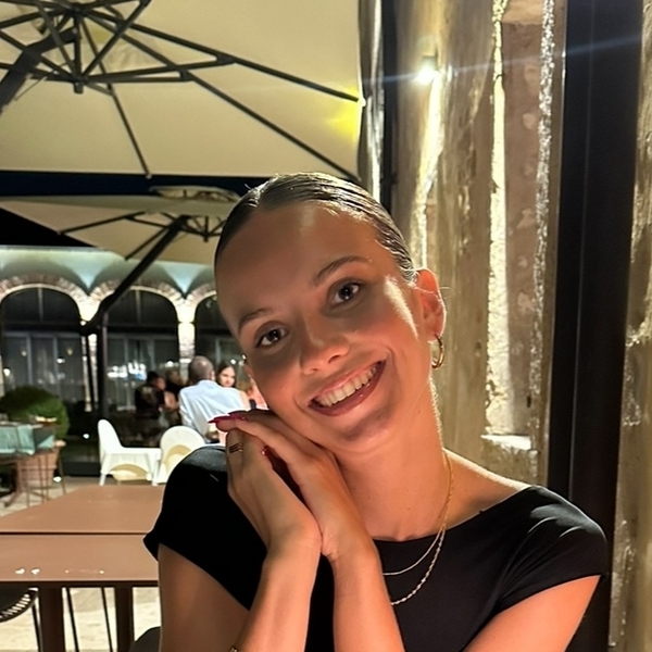 Lisa - Deutschlehrerin - München