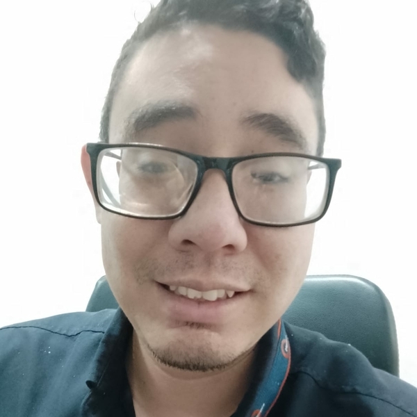 Benjamin - Profesor de ingeniería - Parques Del Triunfo