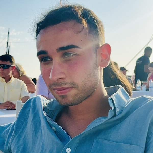 Valentin - Prof d'aide aux devoirs - Lavalette