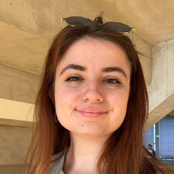 Lara - Prof de biologie - Belfort