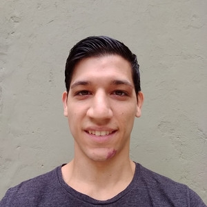 Gustavo - profesor de biología - Barracas
