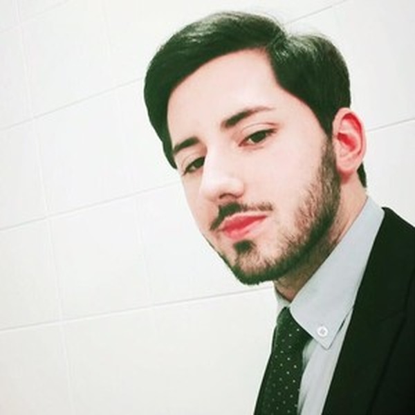 HECTOR - Profesor de historia - Madrid