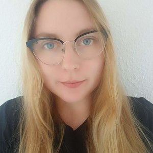 MollyAnn - Creative writing tutor - Hamble-le-Rice