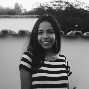 Tiffany Cristina - Prof de expressão oral - inglês - Residencial e Comercial Portal dos Eucaliptos
