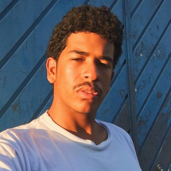 Michael - Prof de civilização brasileira - Vila Yolanda