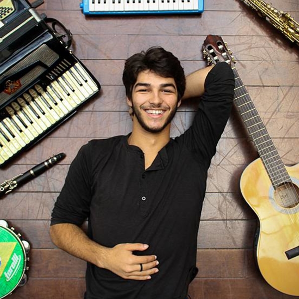 Pedro - Prof violão - São Paulo