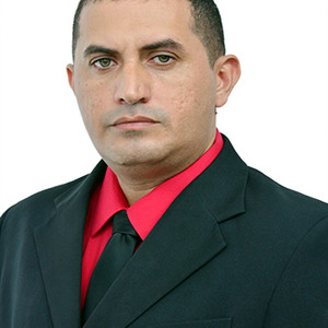 Alexandre - Prof de direito constitucional - 