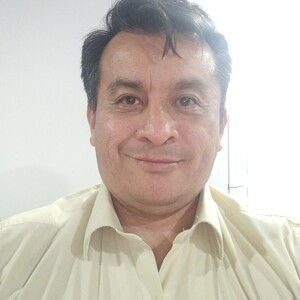 Emerson - profesor de estadística - Bogotá