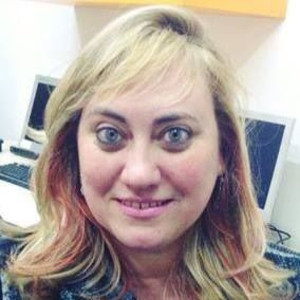 Lorena - Prof de compreensão escrita - português - Santa Terezinha