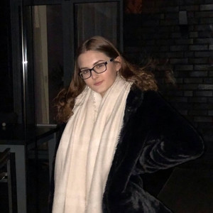 Isabel - Mathelehrer - Lotte