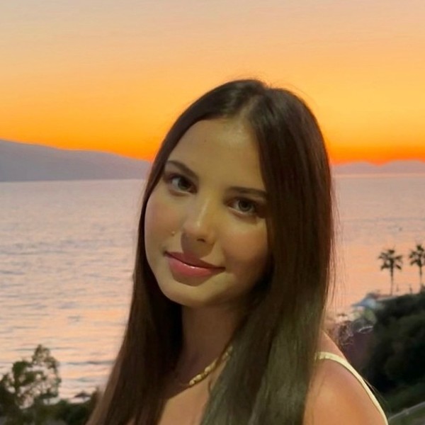 Sabrina - Maths tutor - London