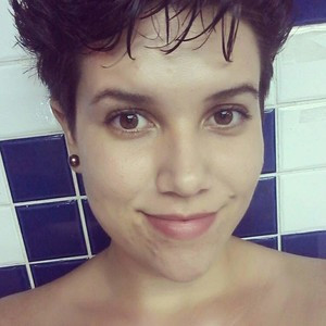 Lais - Prof de explicações - Santana