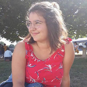 Coralie - Prof d'aide aux devoirs - Villemoisan