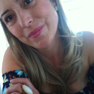 Isabel - Prof de estética - Centro